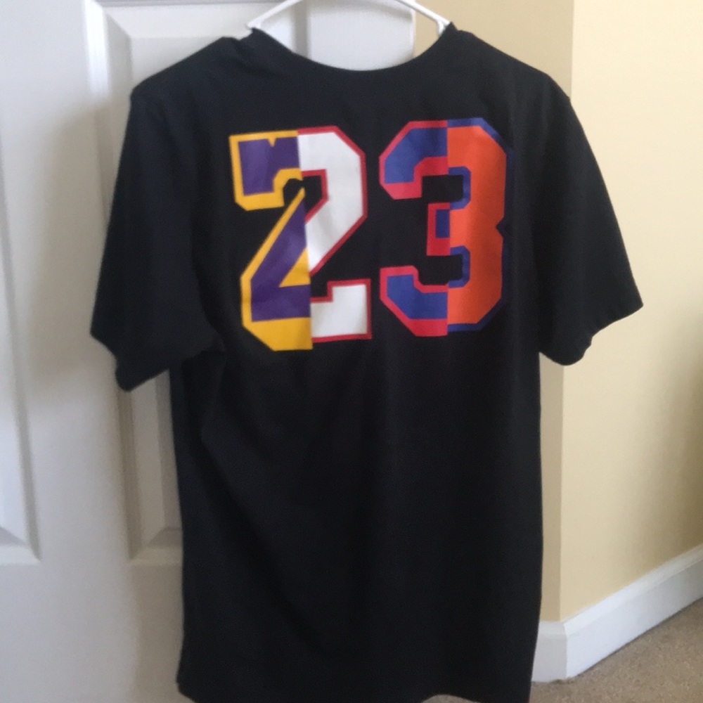 Jordan Tee - Picture 2 of 3
